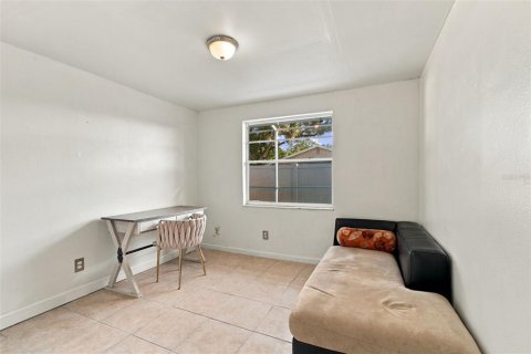 Casa en venta en Tampa, Florida, 4 dormitorios, 114.83 m2 № 2428956 - foto 29