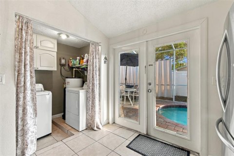 Casa en venta en Tampa, Florida, 4 dormitorios, 114.83 m2 № 2428956 - foto 24