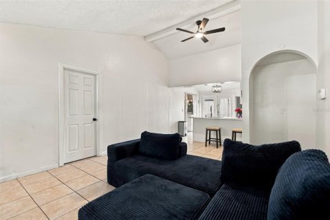 Casa en venta en Tampa, Florida, 4 dormitorios, 114.83 m2 № 2428956 - foto 15