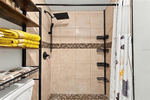 Casa en venta en Tampa, Florida, 4 dormitorios, 114.83 m2 № 2428956 - foto 28