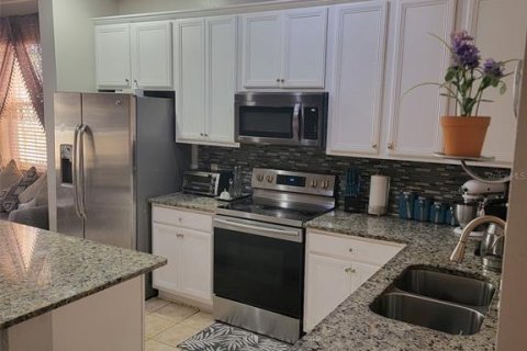 Adosado en venta en Kissimmee, Florida, 3 dormitorios, 148.18 m2 № 2210921 - foto 7