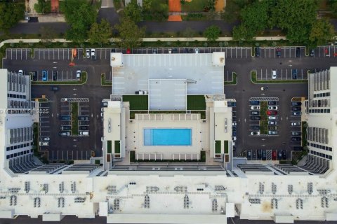 Villa ou maison à louer à North Miami, Floride: 1 chambre, 47955.41 m2 № 1963888 - photo 15