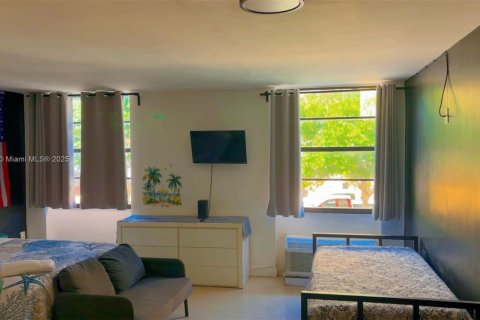 Condominio en venta en Miami Beach, Florida, 37.16 m2 № 1874761 - foto 5