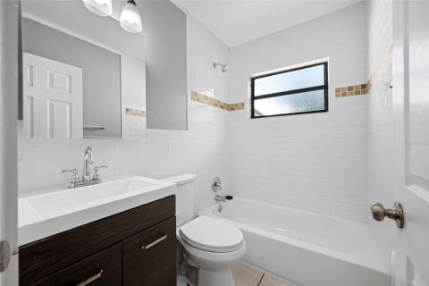 Casa en alquiler en Saint Petersburg, Florida, 2 dormitorios, 80.27 m2 № 2097289 - foto 7