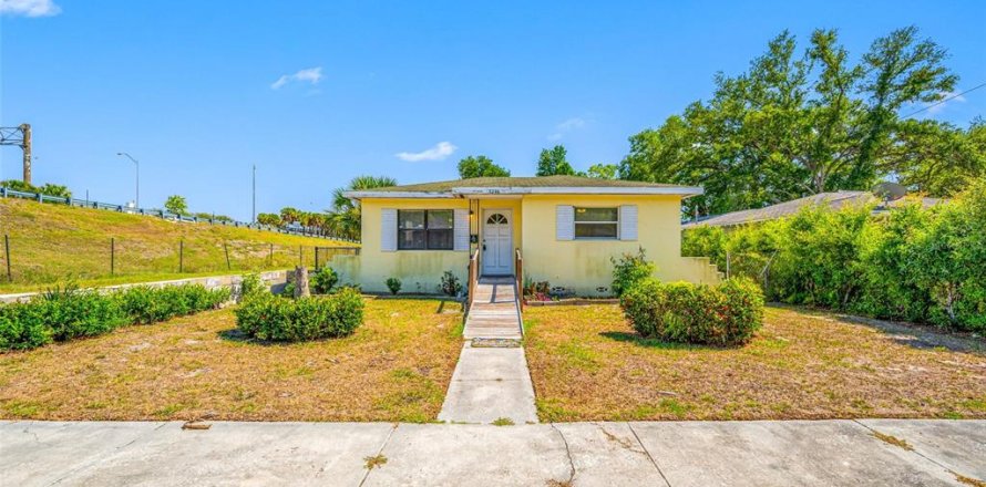 Casa en Saint Petersburg, Florida 2 dormitorios, 80.27 m2 № 2097289