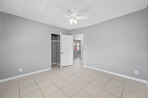 Casa en alquiler en Saint Petersburg, Florida, 2 dormitorios, 80.27 m2 № 2097289 - foto 6