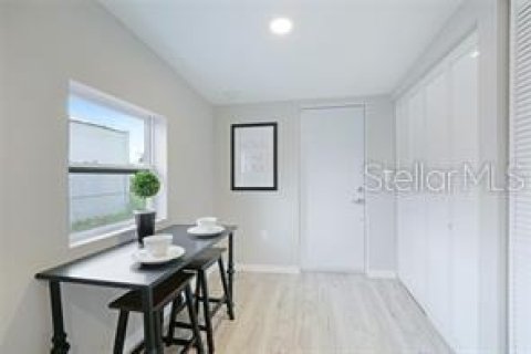 House in Bradenton, Florida 3 bedrooms, 110.93 sq.m. № 2213211 - photo 6