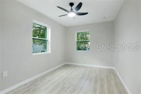 House in Bradenton, Florida 3 bedrooms, 110.93 sq.m. № 2213211 - photo 8