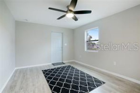 House in Bradenton, Florida 3 bedrooms, 110.93 sq.m. № 2213211 - photo 3