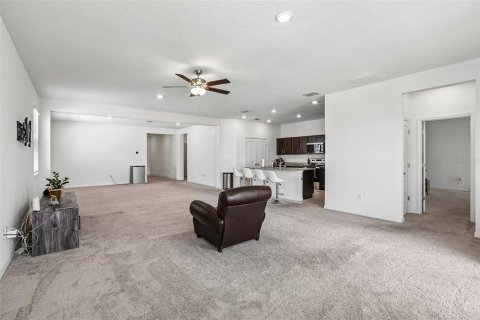 Villa ou maison à vendre à Seffner, Floride: 4 chambres, 216.28 m2 № 2398546 - photo 10