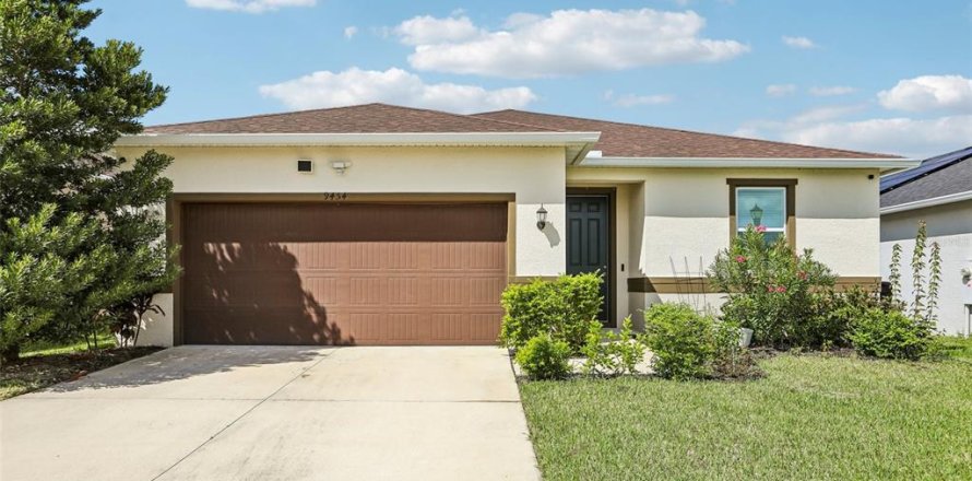 Villa ou maison à WILLIAMS POINTE à Seffner, Floride 4 chambres, 216.28 m2 № 2398546