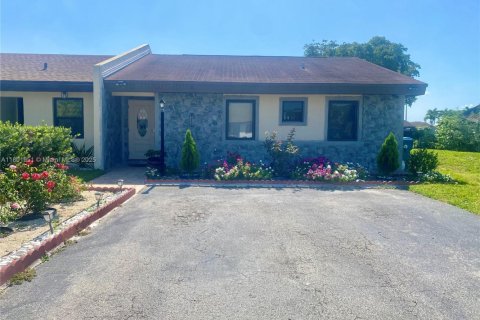 Adosado en venta en Miami, Florida, 3 dormitorios, 98.57 m2 № 1685963 - foto 1