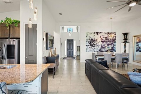 Casa en venta en Daytona Beach, Florida, 3 dormitorios, 186.73 m2 № 2221832 - foto 8