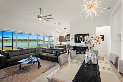 Casa en venta en Daytona Beach, Florida, 3 dormitorios, 186.73 m2 № 2221832 - foto 16