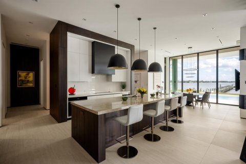 Casa en venta en Jupiter, Florida, 5 dormitorios, 859.62 m2 № 2241943 - foto 18