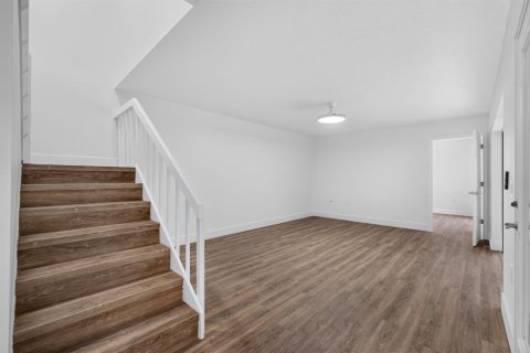 Townhouse in Palm Beach Gardens, Florida 3 bedrooms, 138.24 sq.m. № 2399732 - photo 14