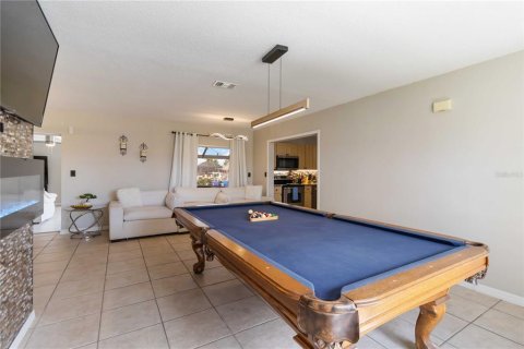 House in Port Charlotte, Florida 3 bedrooms, 211.54 sq.m. № 1914224 - photo 14