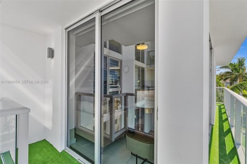 Copropriété à louer à Bay Harbor Islands, Floride: 2 chambres, 106.84 m2 № 2029636 - photo 30