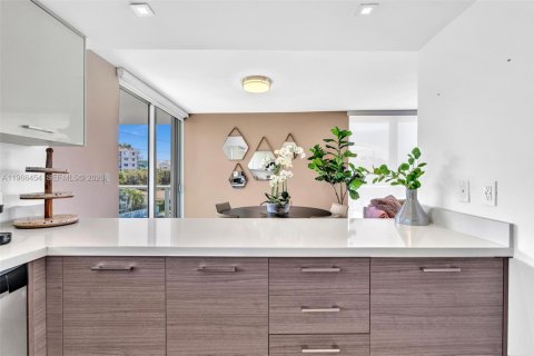 Copropriété à louer à Bay Harbor Islands, Floride: 2 chambres, 106.84 m2 № 2029636 - photo 24