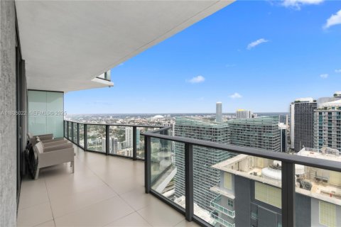 Copropriété à vendre à Miami, Floride: 2 chambres, 118.82 m2 № 1993194 - photo 17
