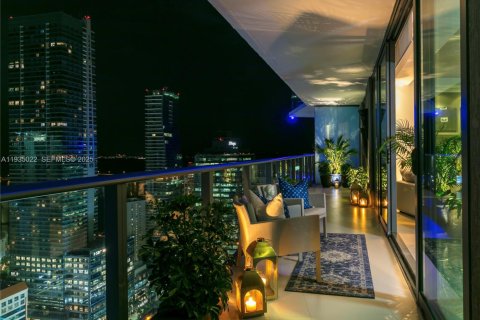 Copropriété à vendre à Miami, Floride: 2 chambres, 118.82 m2 № 1993194 - photo 26