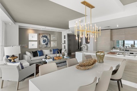 Copropriété à vendre à Miami, Floride: 2 chambres, 118.82 m2 № 1993194 - photo 3