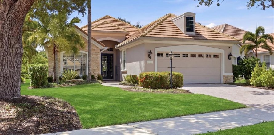 Villa ou maison à Lakewood Ranch, Floride 3 chambres, 203.08 m2 № 2148262