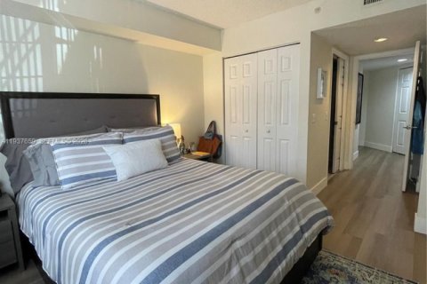 Купить кондоминиум в Форт-Лодердейл, Флорида 2 спальни, 97.92м2, № 2053486 - фото 14