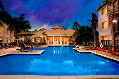 Купить кондоминиум в Форт-Лодердейл, Флорида 2 спальни, 97.92м2, № 2053486 - фото 22