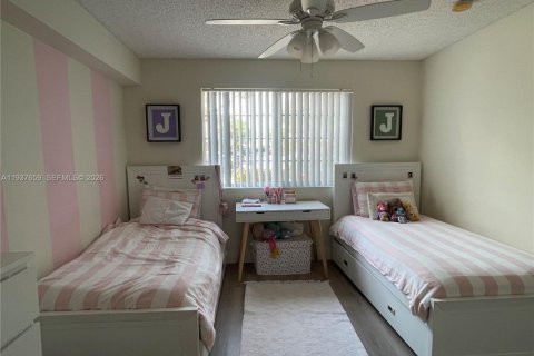 Купить кондоминиум в Форт-Лодердейл, Флорида 2 спальни, 97.92м2, № 2053486 - фото 7