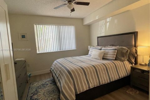 Купить кондоминиум в Форт-Лодердейл, Флорида 2 спальни, 97.92м2, № 2053486 - фото 13