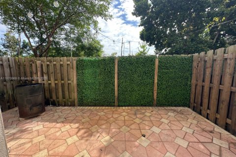 Condo in Doral, Florida, 3 bedrooms  № 1928936 - photo 20