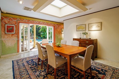 Купить земельный участок в Майами, Флорида № 2042232 - фото 7