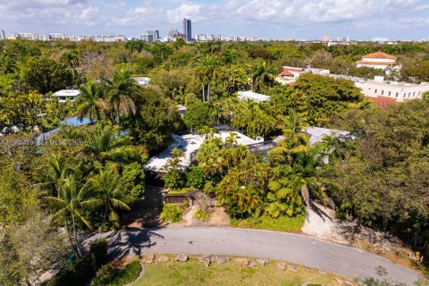 Купить земельный участок в Майами, Флорида № 2042232 - фото 19