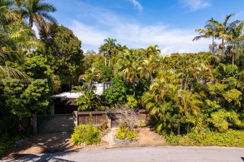 Купить земельный участок в Майами, Флорида № 2042232 - фото 18