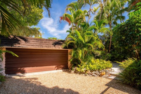 Купить земельный участок в Майами, Флорида № 2042232 - фото 17