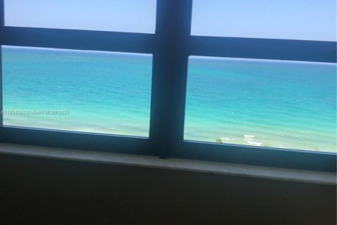 Appartement à louer à Bal Harbour, Floride: 2 chambres, 125.98 m2 № 1817696 - photo 8