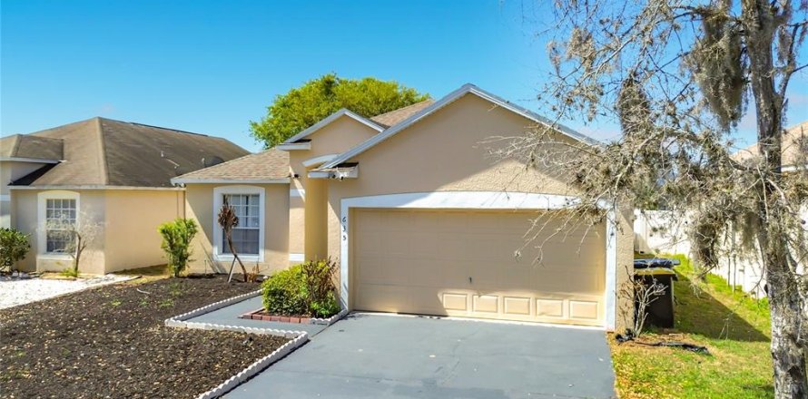 Casa en Davenport, Florida 5 dormitorios, 173.08 m2 № 2385580