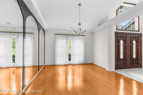 House in Crystal River, Florida 4 bedrooms, 310.85 sq.m. № 1679198 - photo 25