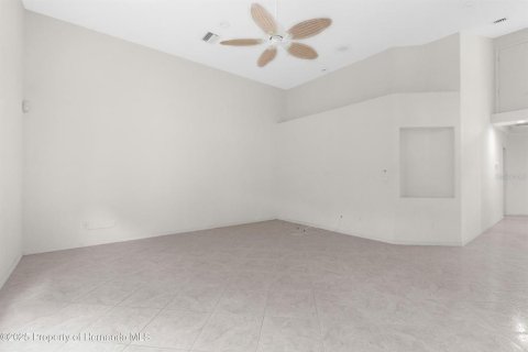 House in Crystal River, Florida 4 bedrooms, 310.85 sq.m. № 1679198 - photo 28