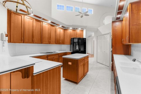 House in Crystal River, Florida 4 bedrooms, 310.85 sq.m. № 1679198 - photo 20