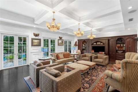 Купить виллу или дом в Корал-Гейблс, Флорида 6 спален, № 1926161 - фото 17