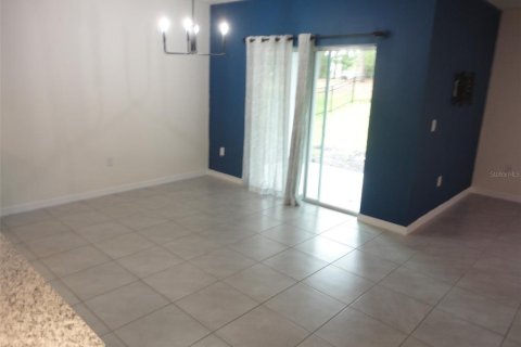 Villa ou maison à louer à Ocala, Floride: 4 chambres, 169.73 m2 № 2097386 - photo 8