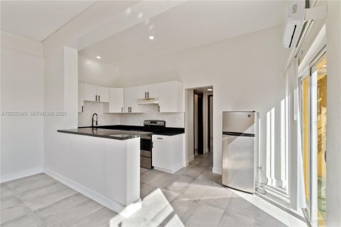 Villa ou maison à Hollywood, Floride 1 chambre, 58.99 m2 № 2087819