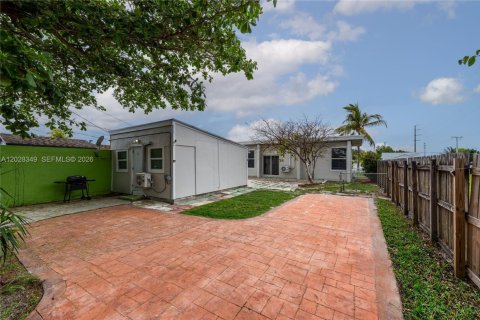 Casa en alquiler en Hollywood, Florida, 1 dormitorio, 58.99 m2 № 2087819 - foto 10