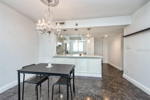 Copropriété à vendre à Tampa, Floride: 2 chambres, 94.39 m2 № 1901944 - photo 13