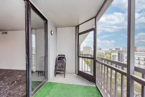 Copropriété à vendre à Tampa, Floride: 2 chambres, 94.39 m2 № 1901944 - photo 28