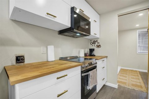 Купить кондоминиум в Клермон, Флорида 5 комнат, 58.53м2, № 2225247 - фото 18