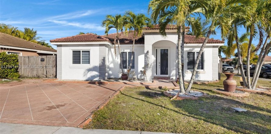 Villa ou maison à Homestead, Floride 3 chambres, 134.15 m2 № 1998613