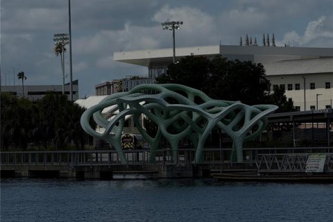 Condo in Tampa, Florida, 2 bedrooms № 2207987 - photo 25
